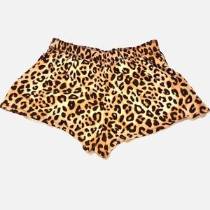 PINK Victorias Secret Shorts Leopard Size Medium